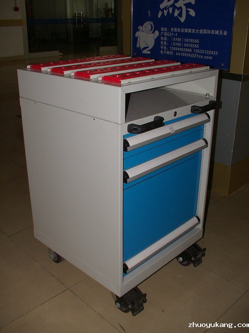 CNC tool cart